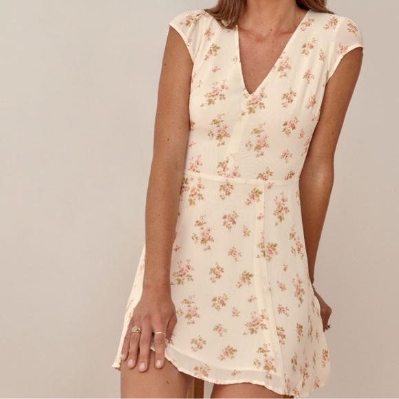 Reformation Dresses & Skirts - NWT Reformation Deven Floral Mini Dress Mildred Size 6